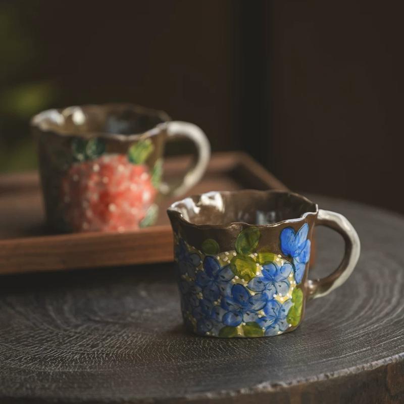 300ml Vintage Hand-Painted Ceramic Mug, Retro Floral Coffee Cup, Handmade Art Teacup for Home Office