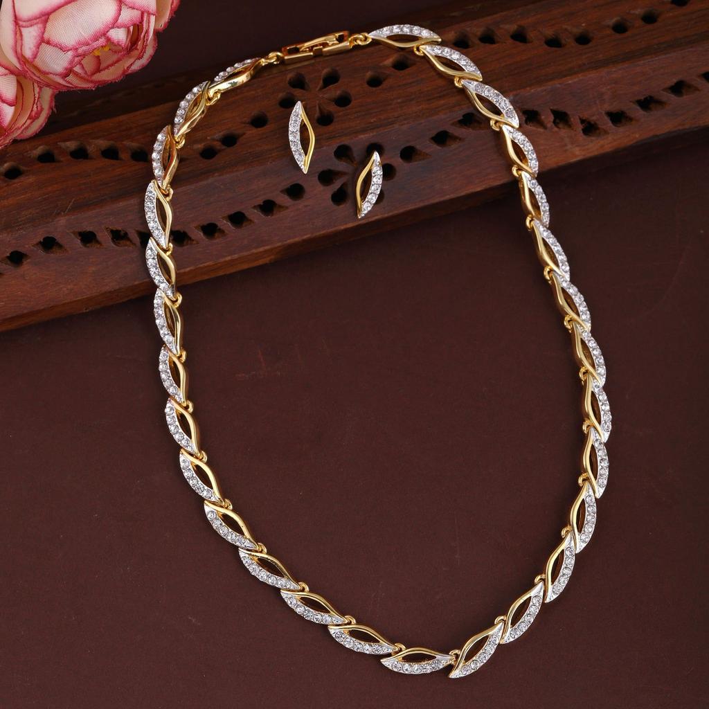 Комплект позолоченного колье в форме свинца Estele с кристаллами для женщин