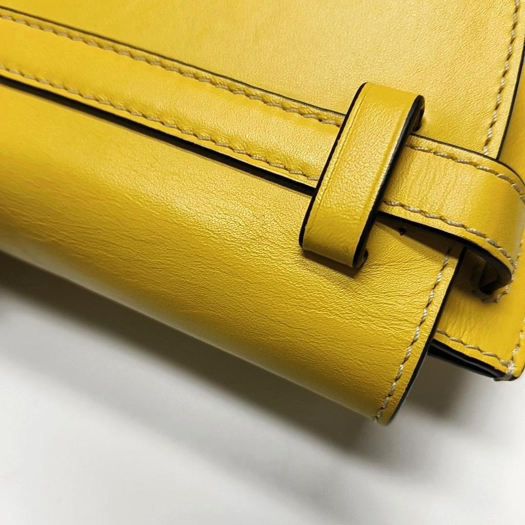 [Pre-Owned] Gate Mini Yellow Leather Waist Bag Chest Bag Gold Hardware - Very Good #3GEFBK
