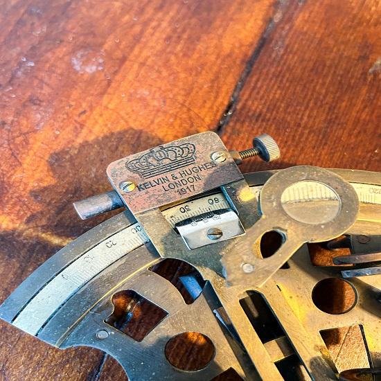 Морской секстант из латуни в деревянной коробке Морской коллекционный декор