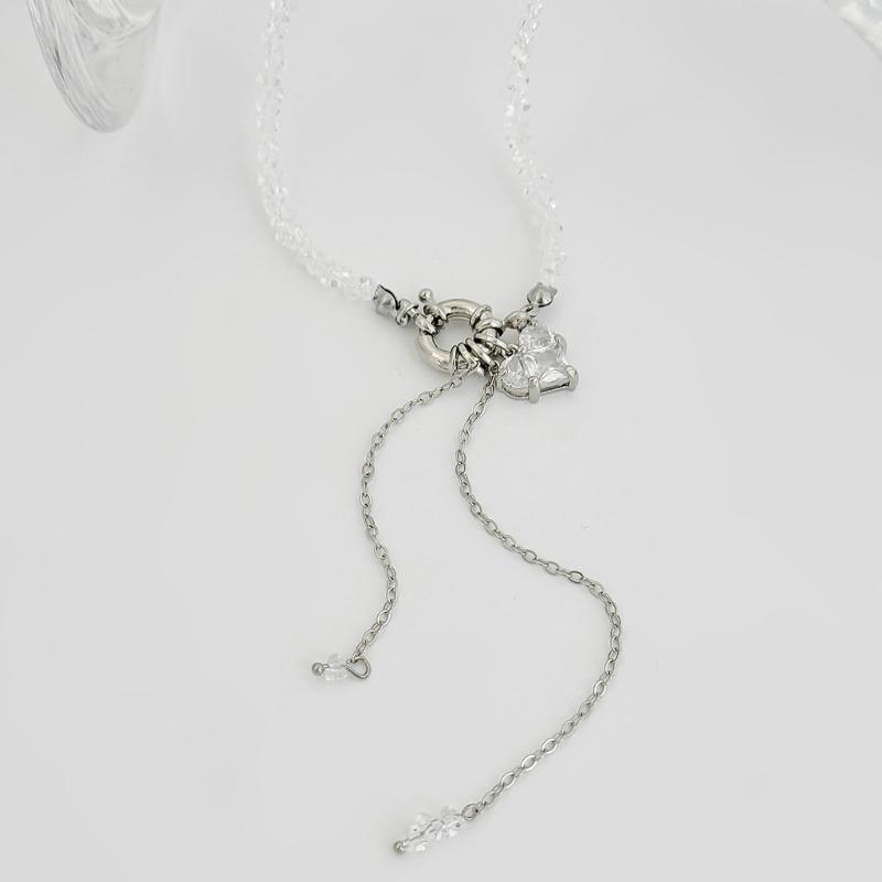 Trendy Y Necklace with Heart Motifs OT Interlocked Clasp Ideal for Modern Women Fashion Collarbone Chain Adornment