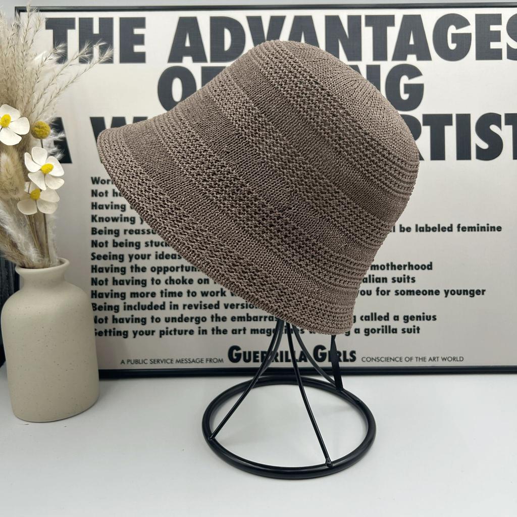 Solid color hollow knitted bucket hat women's spring and summer new breathable sunshade sunscreen basin hat fashion bucket hat
