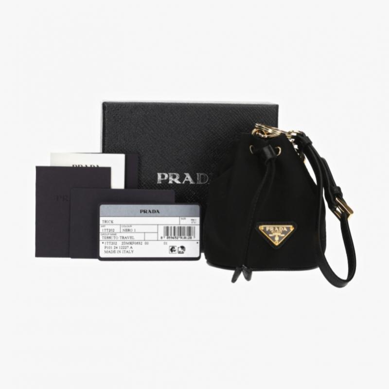 Prada Мини-сумка-ведро с треугольным логотипом из переработанного нейлона 1tt202 2dmk F0632