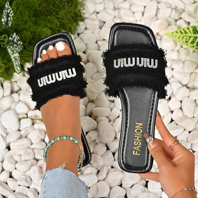 Модные женские шлепанцы Летние слайды с металлической пряжкой Плоская обувь Модные сандалии Женский дизайнер 2025 Удобные женские туфли Слайды