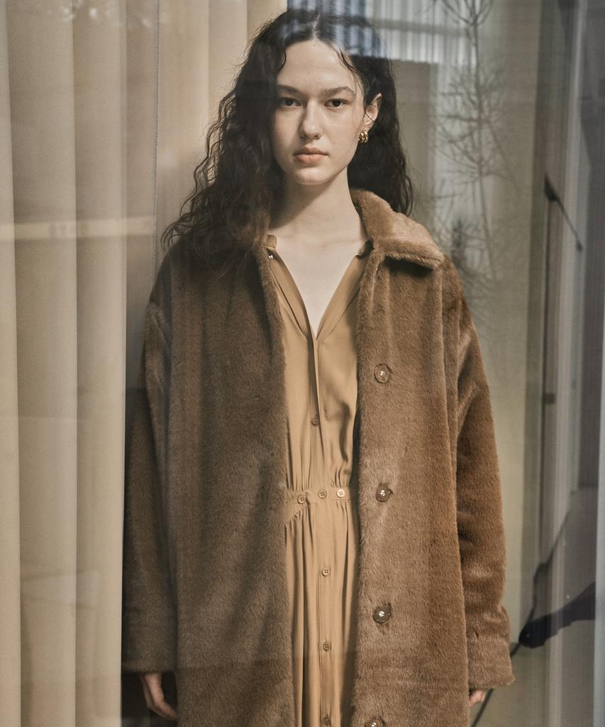Cle Faux Fur Long Coat_Brown
