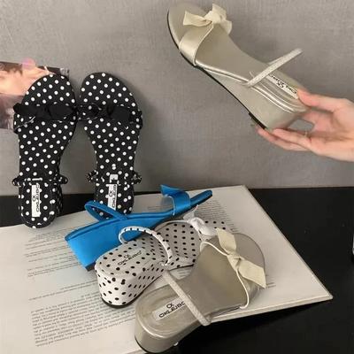 Женская обувь – Сандалии