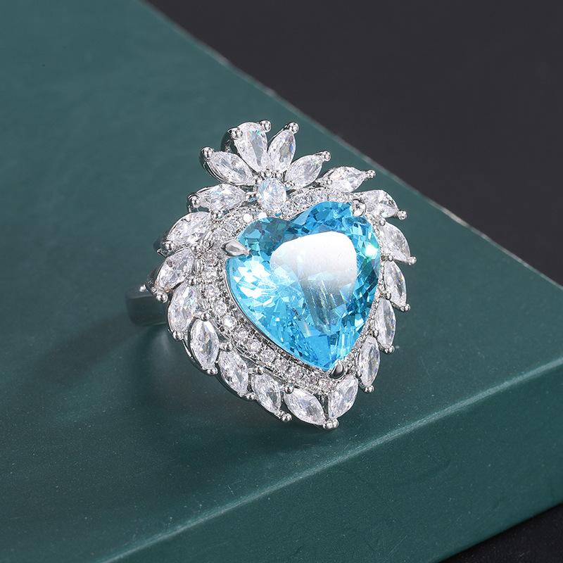 Ювелирные изделия Медное основание с золотым покрытием Имитация Топаза Синий Подвеска Сердце Кольцо Набор Основной камень 15 * 15