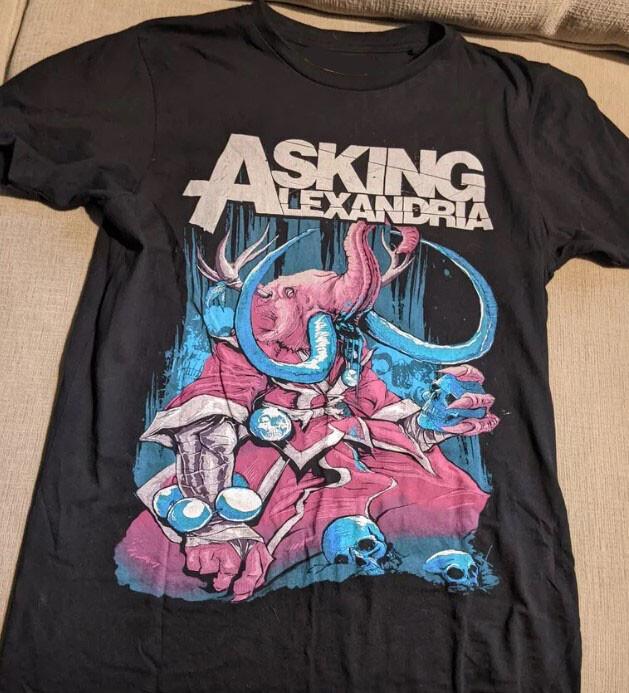 РАСПРОДАЖА Ремейк Asking Alexandria Devour Футболка черная футболка подарок фанату Унисекс Футболка