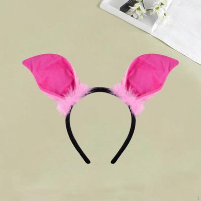 Ободок с ушками поросенка в качестве аксессуара для костюма на Хэллоуин