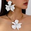 Персонализированный Преувеличенный Подвеска-Цветок Ожерелье Серьги Набор Женская Мода Уличная Съемка Неправильной Формы Лепестки Ювелирные Изделия