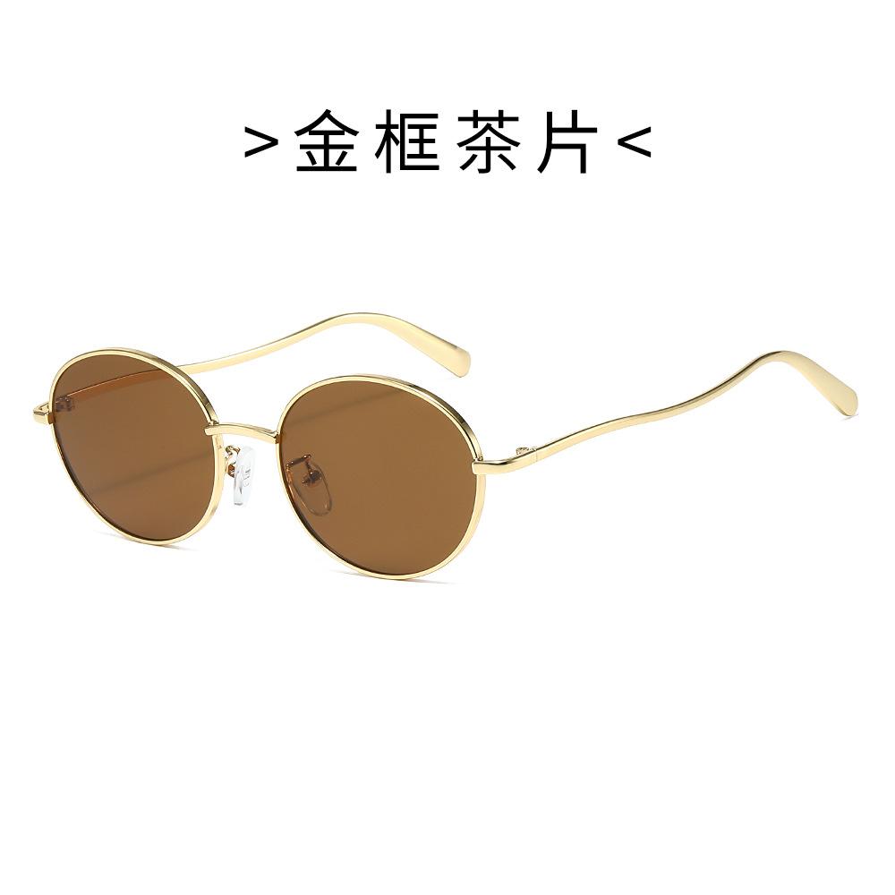 26 Metal-framed sunglasses, suitable for both men and women, offering UV protection