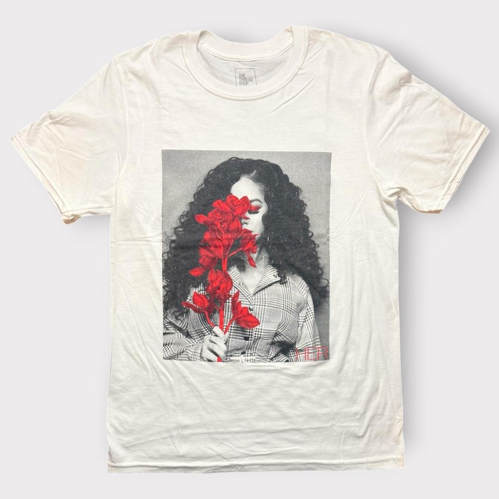 H.E.R. Graphic T-Shirt The Thread Shop White Red Roses R&B Artist Mens Small