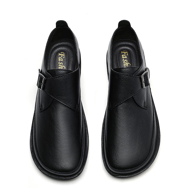 Новые дизайнерские мужские туфли из натуральной кожи, трендовые люксовые брендовые деловые повседневные кожаные мокасины с кожаной пряжкой и мягкой подошвой