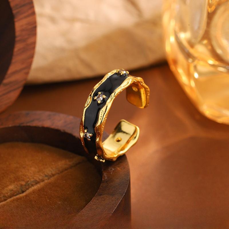 Retro Niche Light Luxury Fashion Ring