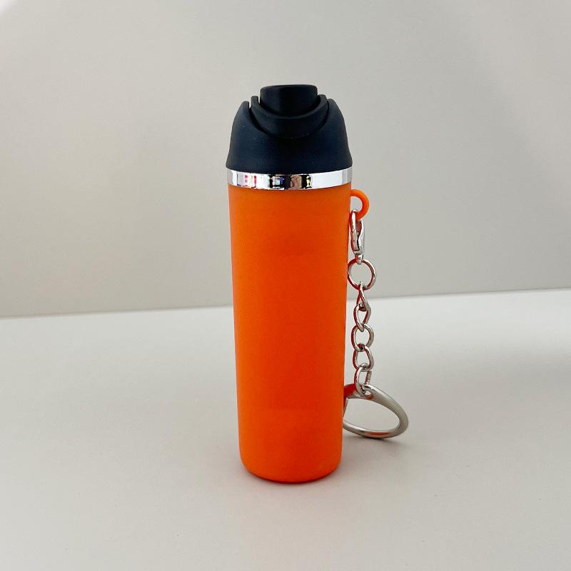 Брелок в виде кубка Ледяного Короля: Универсальный кулон Stanley для помады или крепления к рюкзаку