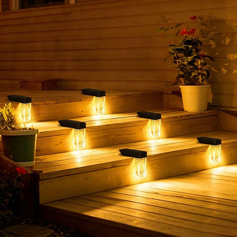 New LED Solar Deck Light IP65 Waterproof Wireless Installation Solar Wall Lamp Color Changing LED Wall Lamp Fence Lighting