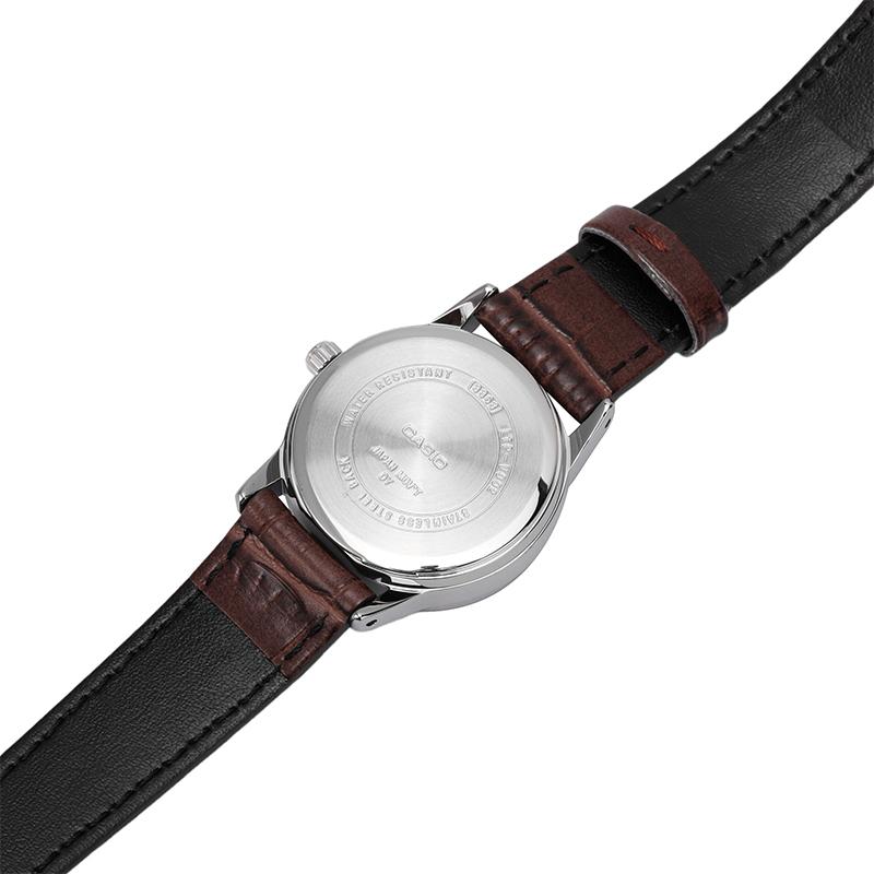 Casio Женские часы стандартной серии Белые LTP-V002L-7B2 LTP-V002L-7B2