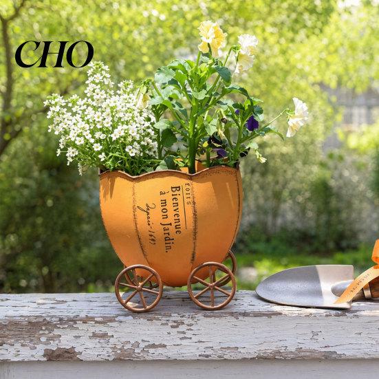Home Decor Planter Retro Pumpkin Cart Planter, Decorative Metal Flowerpot with Drainage Hole, Stylish Small Plant Pot for Indoor Outdoor Garden
