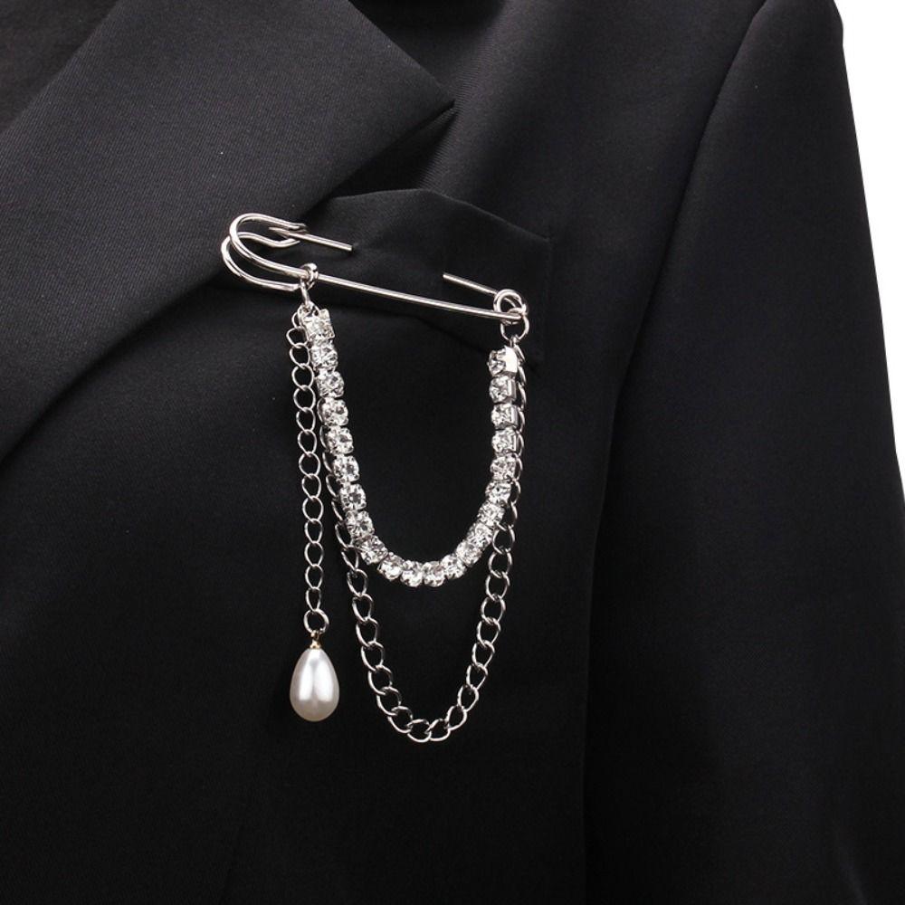 Fashion Pendant Rhinestone Claw Chain Cardigan Clip Pearl Double Brooch Brooch Accessories
