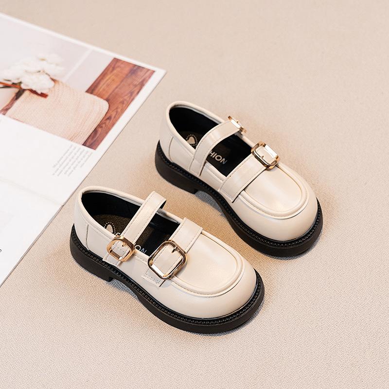 Кожаная обувь для девочек 2025 весна и осень новая детская дышащая одинарная обувь мягкая подошва легкие туфли принцессы корейская версия лоферов для девочек