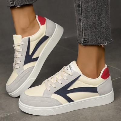 Мода 2025 Новые кроссовки на массивной платформе из мягкой кожи Женская мода Большой размер Трендовый бестселлер Поднимающие Повседневная спортивная обувь Zapatos