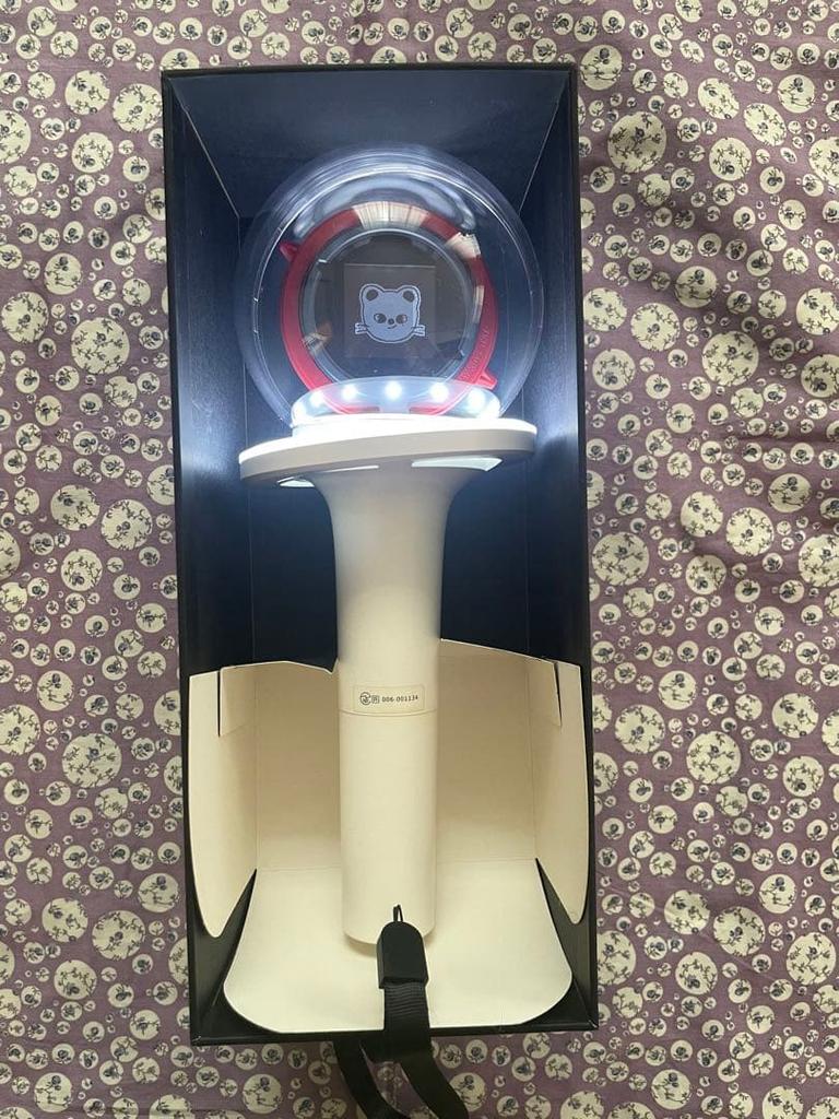 [USED] Stray Kids Penlight ver.2 Upgrade Bonus Rubber Band