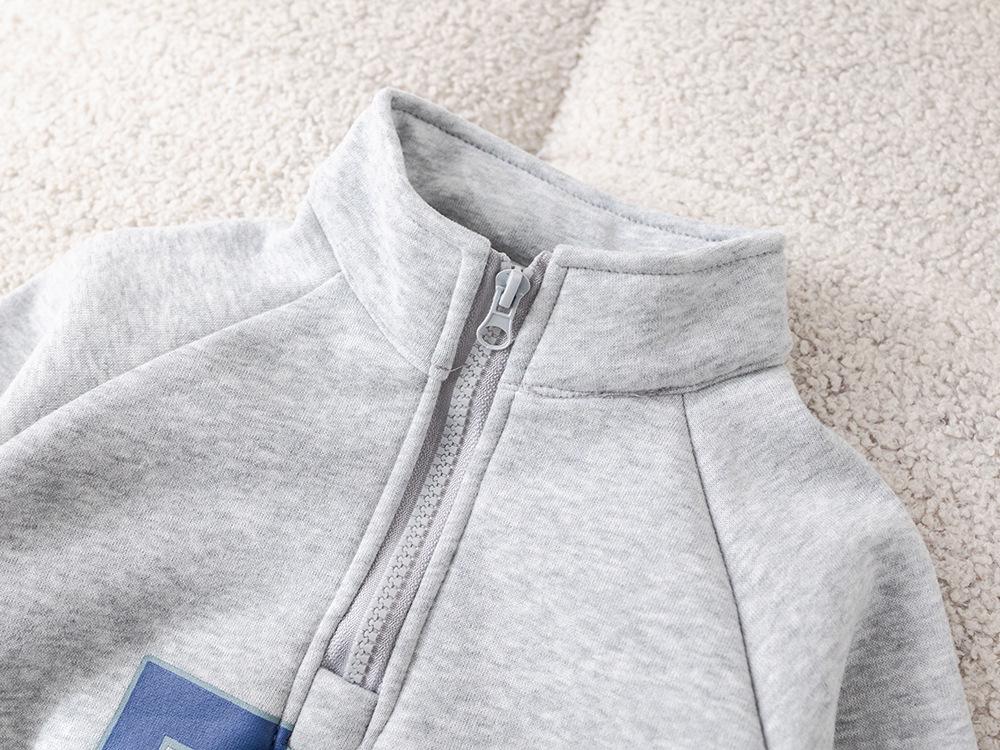 Трендовый флисовый свитшот с молнией до середины и сумка кроссбоди для мальчиков на осень/зиму 2025