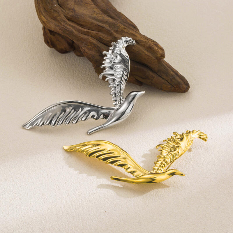 Retro Stainless Steel Large Eagle Brooches for Women Men Personality Classic Metal Bird Brooches Suit Corsage Jewelry Accessory