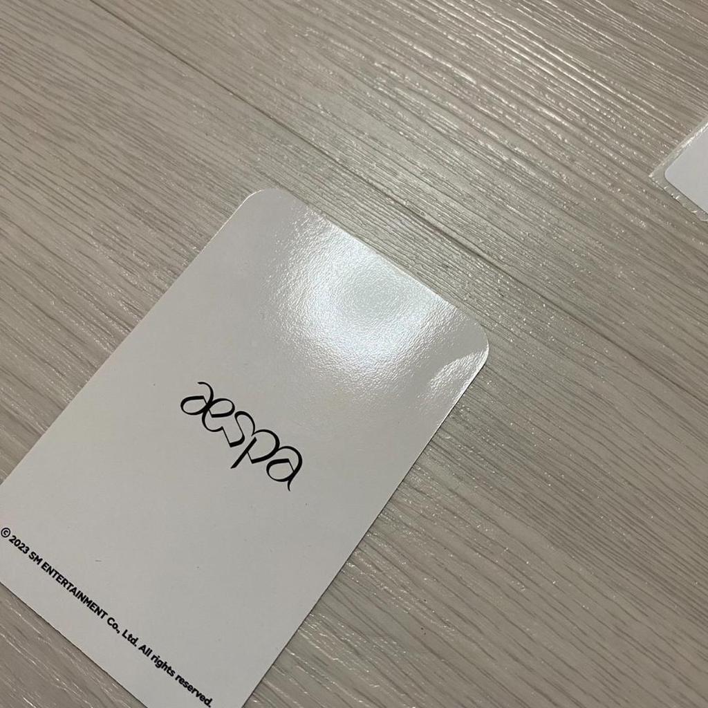 [ИСПОЛЬЗОВАННЫЙ] SGS ограниченный труднодоступный aespa espa ninnin официальная коллекционная карта редкая