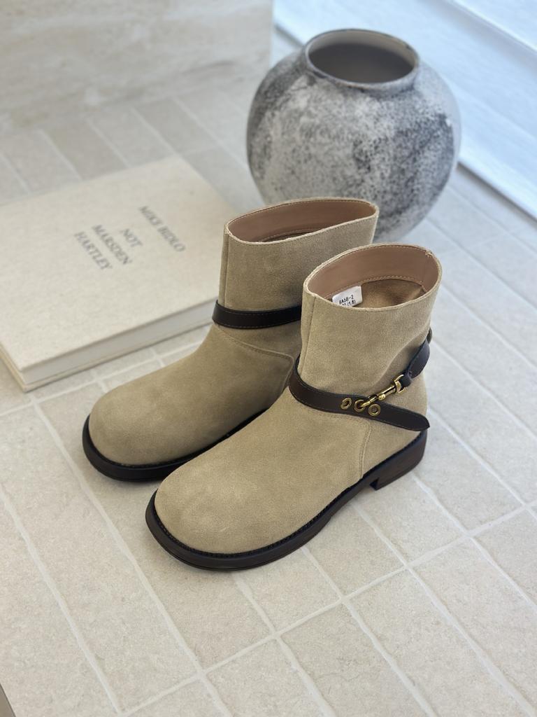 Пряжка на ремне ботинки мартин женские 2025 осень новые платформа ковбойские ботинки ретро толстый каблук локомотивные короткие ботинки ботинки-чулки