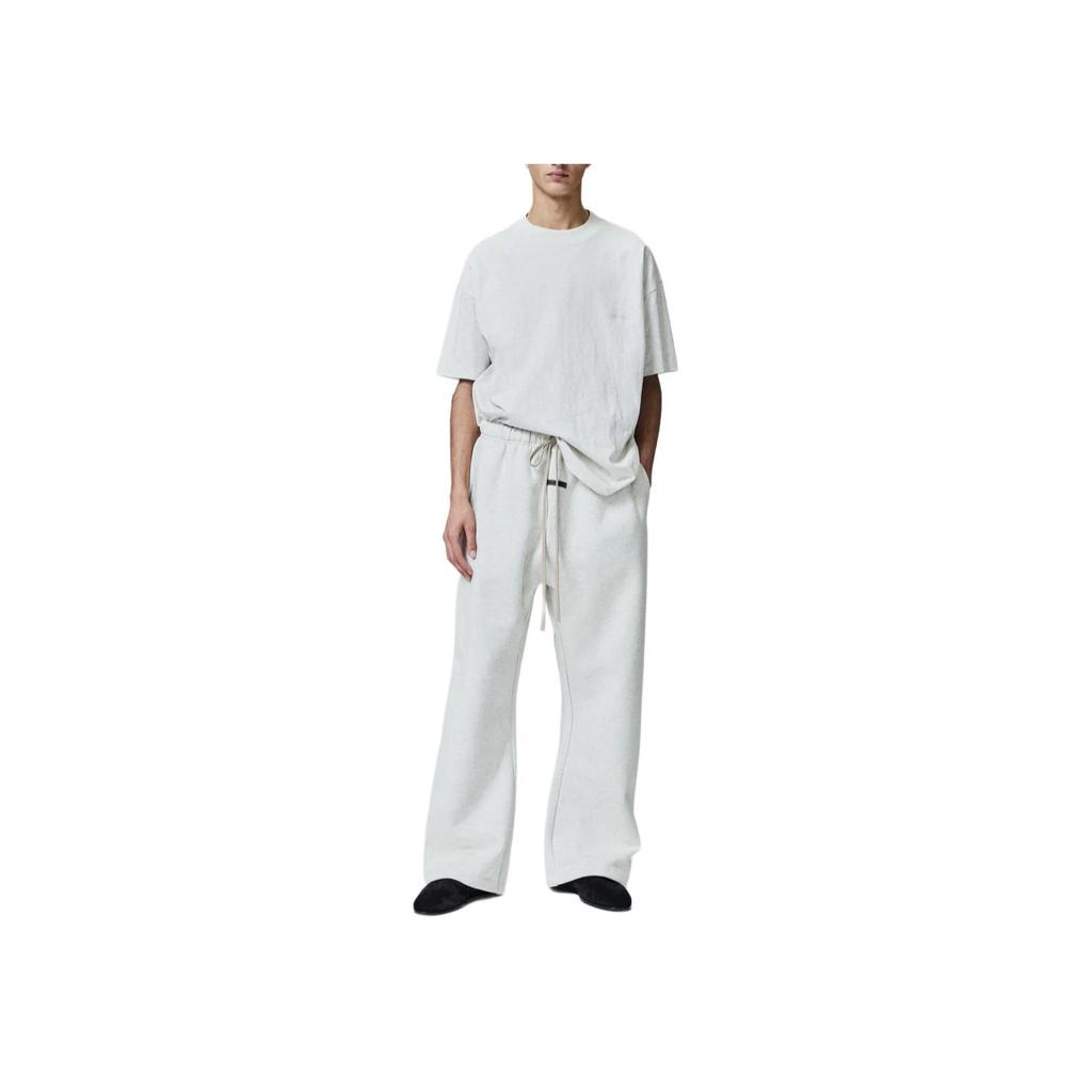 Fear of God Essentials Вышитая базовая футболка Слоновая кость Мужские Топы Кремовый 125HO254282F