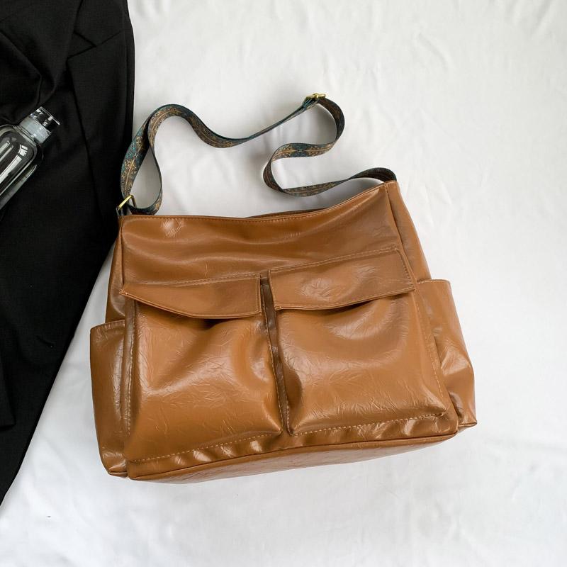 Женская сумка через плечо с застежкой-молнией из искусственной кожи, горячая распродажа, высококачественная однотонная повседневная сумка с строчкой