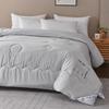 Royal Bedding Warm Winter 7-Hole Polyester Quilt