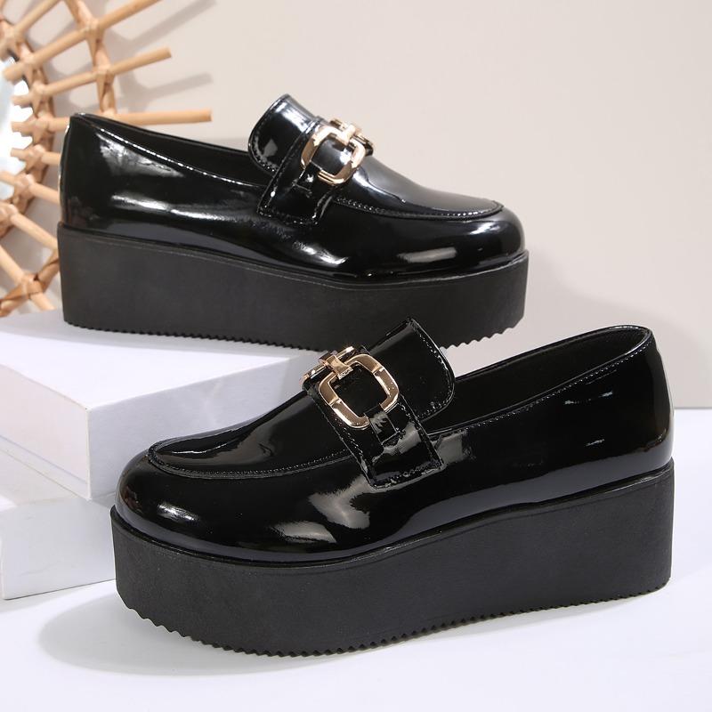 Patent Leather Single Shoes Autumn New Round Toe Deep Mouth Metal Buckle Platform Non-Slip Heeled Loafers