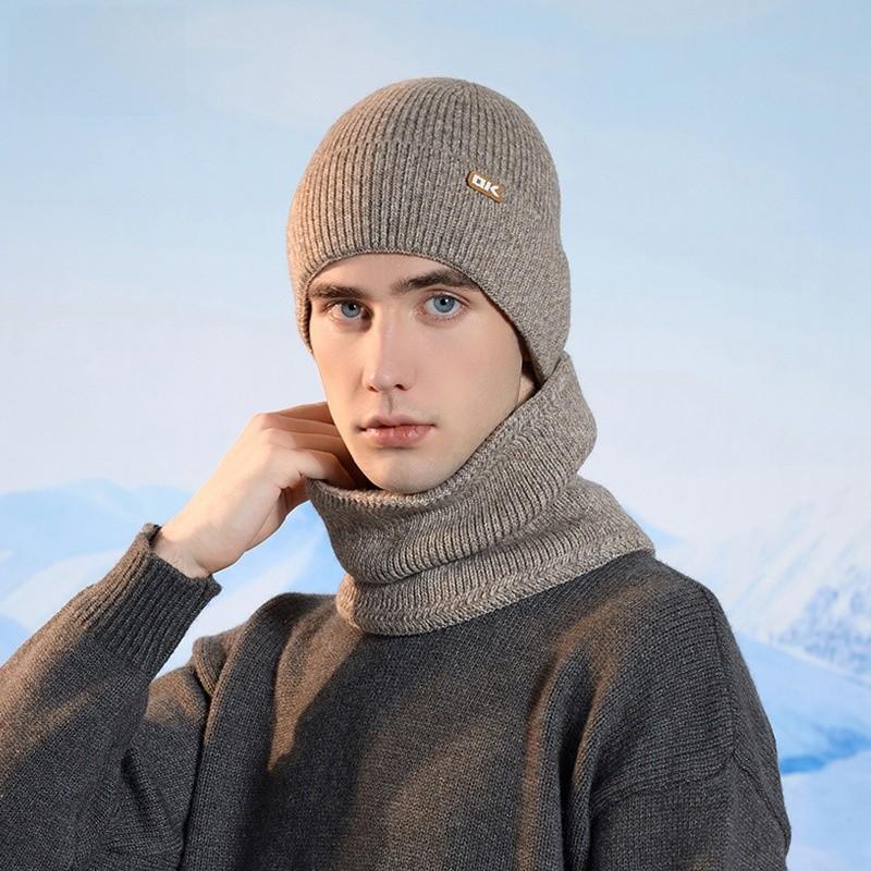 Вязаный комплект из смесовой шерсти: шапка и шарф-снуд для зимнего тепла и защиты от ветра на улице