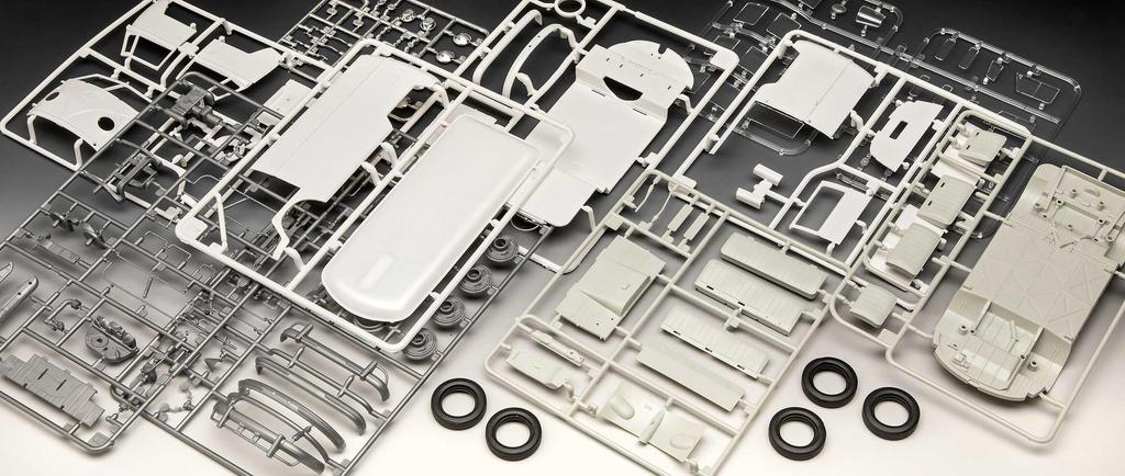 German Level VW T1 Panel Van Plastic Model 07726 1/24 (Gulf)