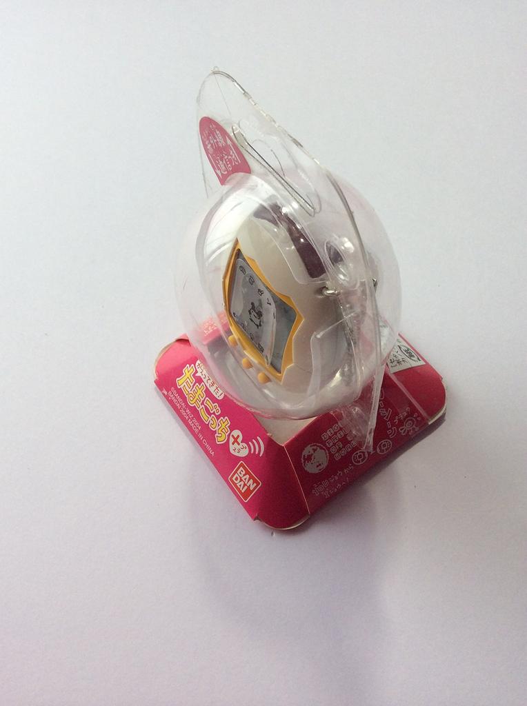 Tamagotchi Plus White