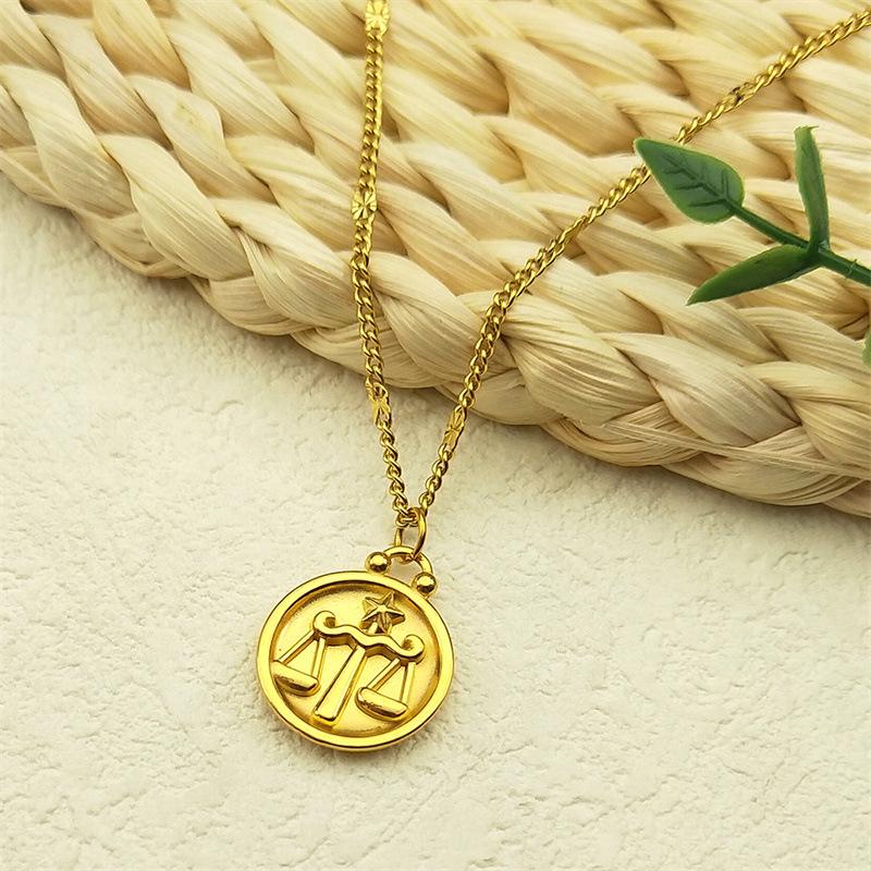 Маленькие и универсальные украшения для темперамента, рельеф из нержавеющей стали с изображением двенадцати знаков зодиака, круглая подвеска, ожерелье из титановой стали