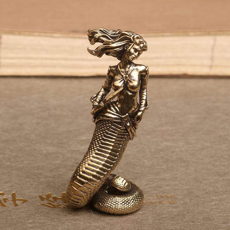 Brass Medusa Snaker Tea Pet Figurines Desk Decoration Home Decor Accessories for Living Room