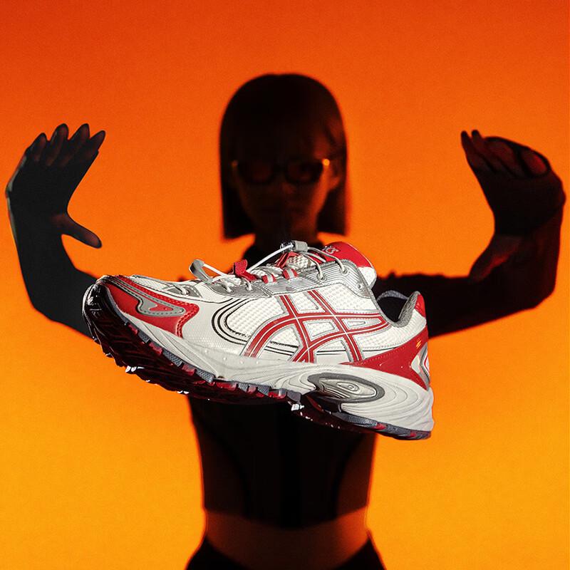 Asics Уличная повседневная обувь с амортизацией