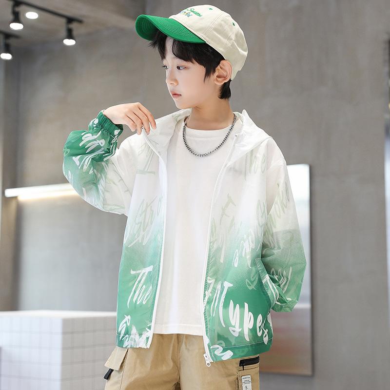 Летняя детская спортивная солнцезащитная одежда с капюшоном, уличная солнцезащитная одежда с длинными рукавами и принтом для мальчиков, куртка