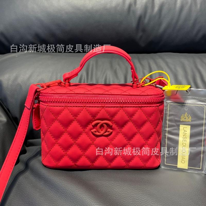 Портативная сумка-коробка, бриллиантовая цепочка, маленькая квадратная сумка, новая нишевая высококлассная сумка через плечо.