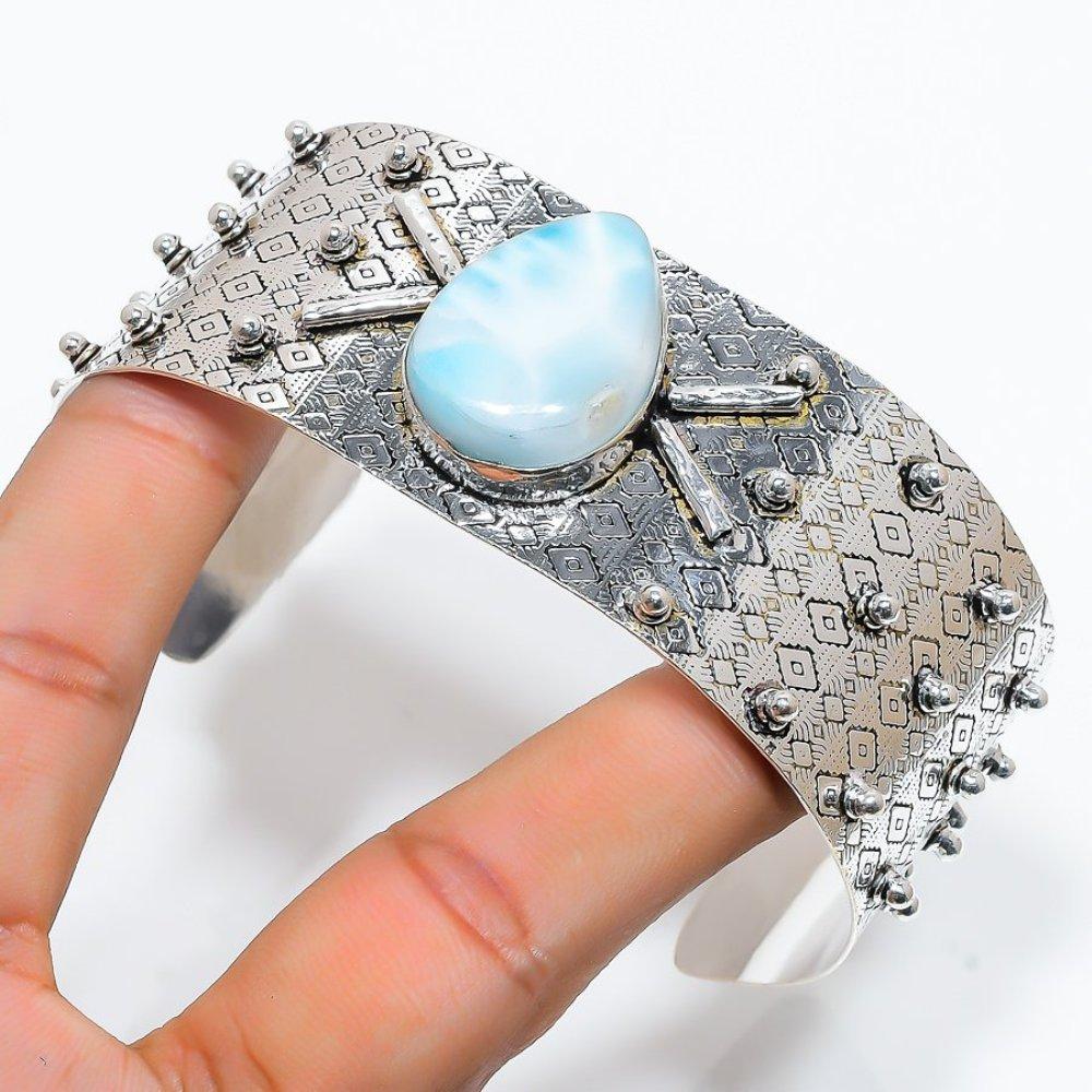 Браслет-манжета из стерлингового серебра 925 пробы с драгоценным камнем Natural Republic Larimar Adj. Q2A50