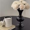 European minimalism,medieval black nitrate glass vase,living room,bedroom,dining table,high-end decoration,exquisite accessories