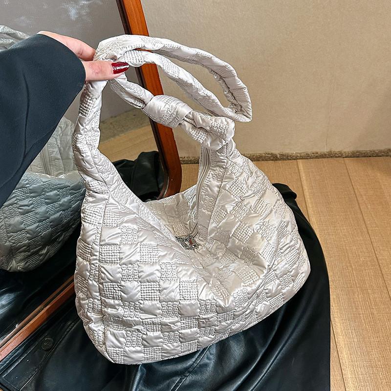 Ielgy Cloud Bag Plaid Pleated One-Shoulder Cotton-Padded Bag Large-Capacity Casual Korean Version Diagon