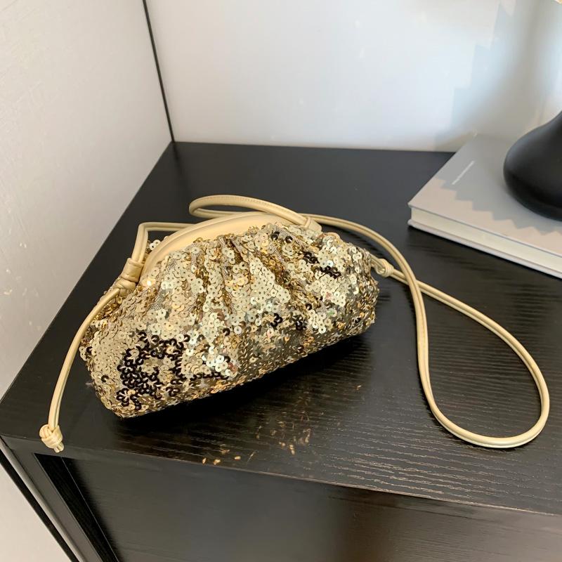 Shoulder Bag with Sparkling Sequin Frame Fashionable Crossbody Bag Super Cool High Quality for Women Simple and Versatile