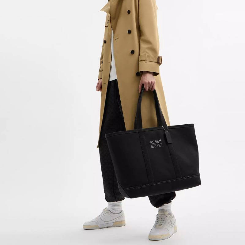 COACH UtilityTote 41 brand logo Tote bag Tote bag shopping bag canvas and smooth leather and grosgrain hand-held shoulder bag large size men's black
