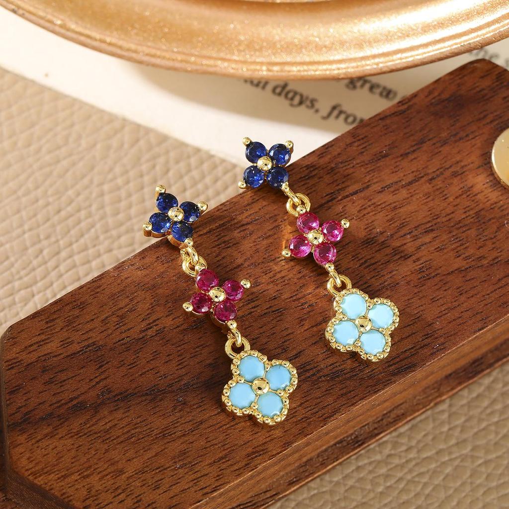 Retro Dopamine Tassel Earrings: Luxury Four-Leaf Clover, Real Gold-Plated