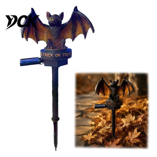 Weather Resistant Lawn Ornaments Solar Bat Garden Light, Halloween Pathway Waterproof Spooky No Wire Outdoor Decor Lighted Sculpture with Stake