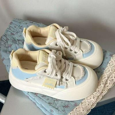 Женские туфли на толстой подошве, новая весенняя нишевая универсальная модель, увеличивающая рост, уродливо-милые туфли с большой головой и формой хлеба, повседневные маленькие белые туфли